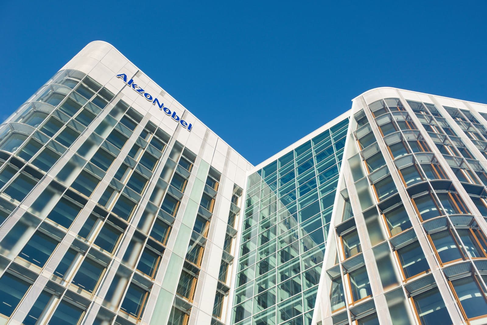 Nippon Paint предложила €7,5 млрд за бизнес декоративных красок AkzoNobel