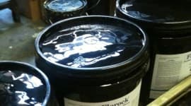 Спрос на масляные краски в июне низкий